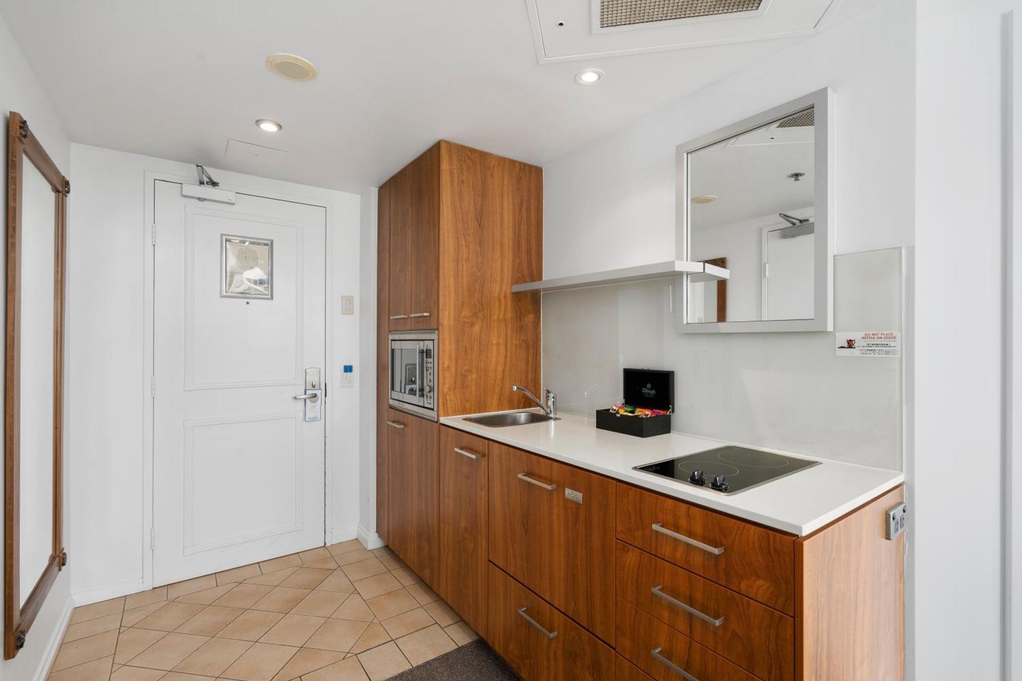 Legends Apartments - Qstay Gold Coast Eksteriør billede