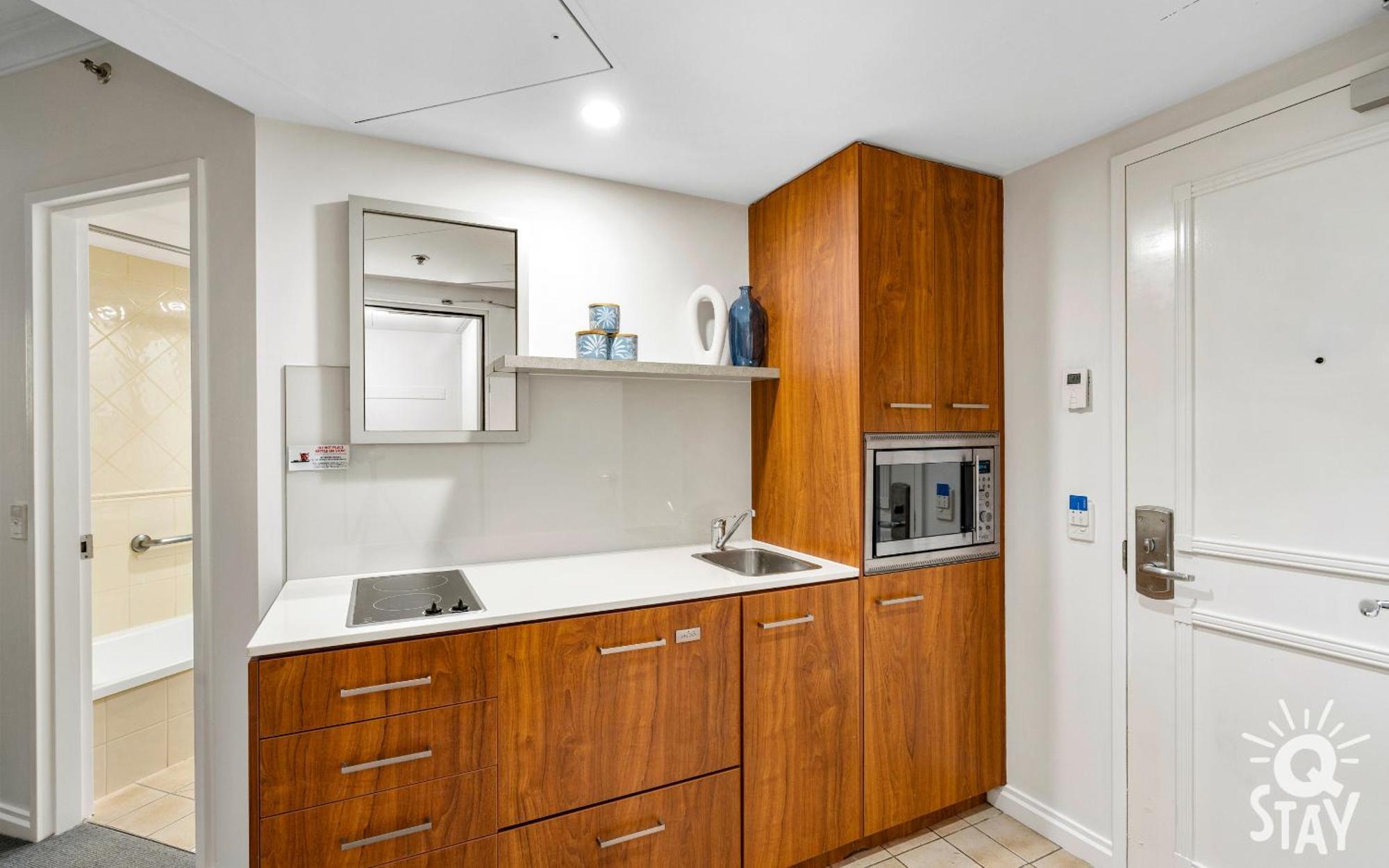 Legends Apartments - Qstay Gold Coast Eksteriør billede