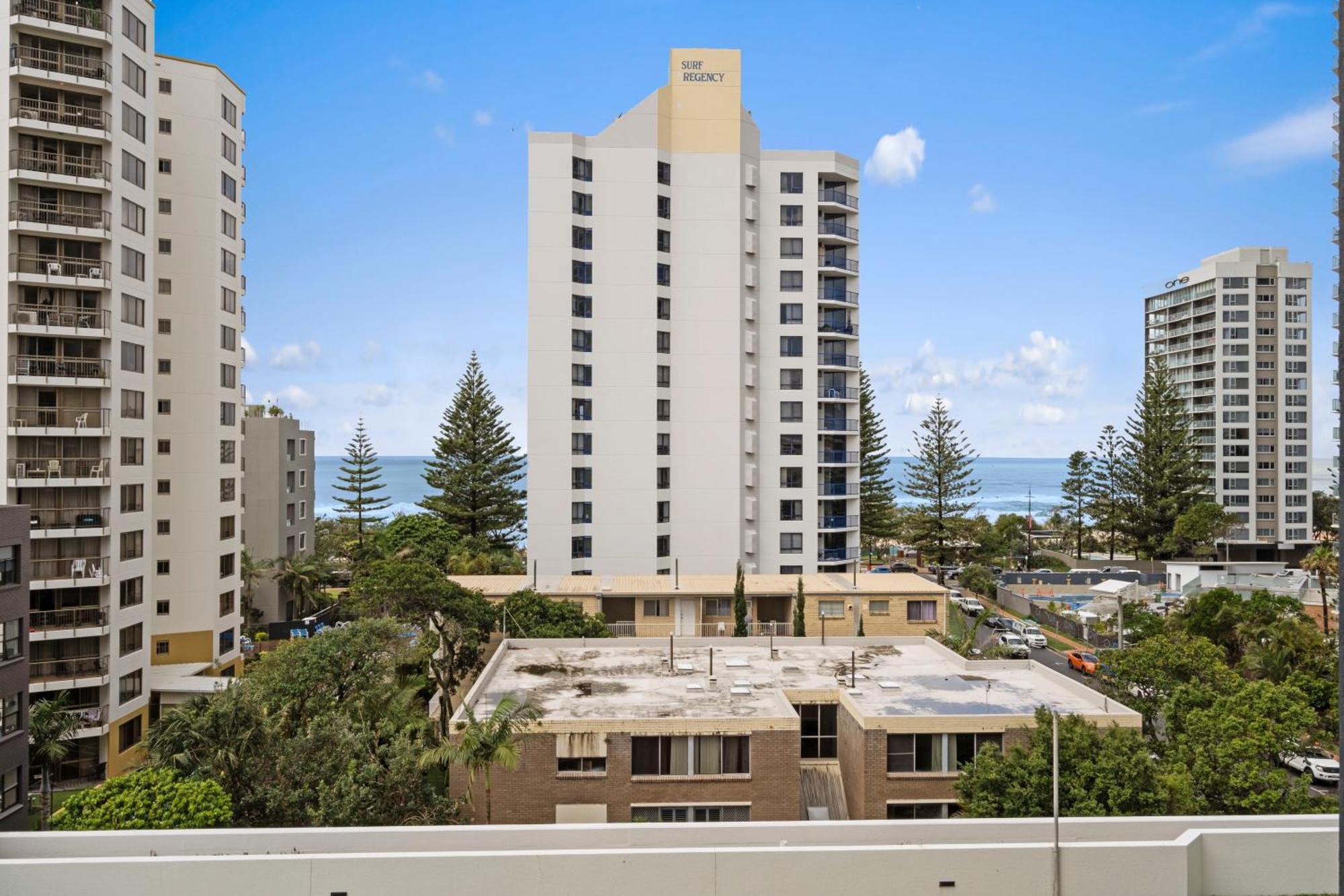 Legends Apartments - Qstay Gold Coast Eksteriør billede