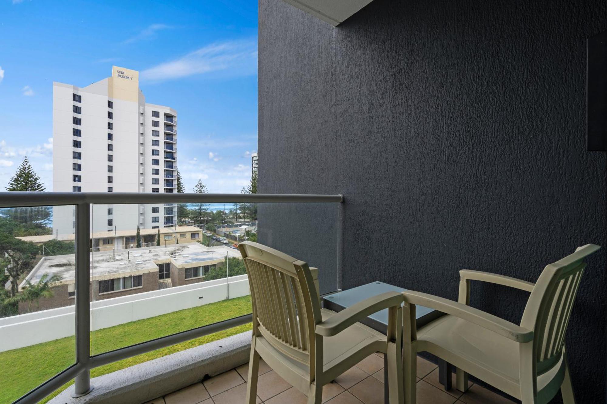 Legends Apartments - Qstay Gold Coast Eksteriør billede