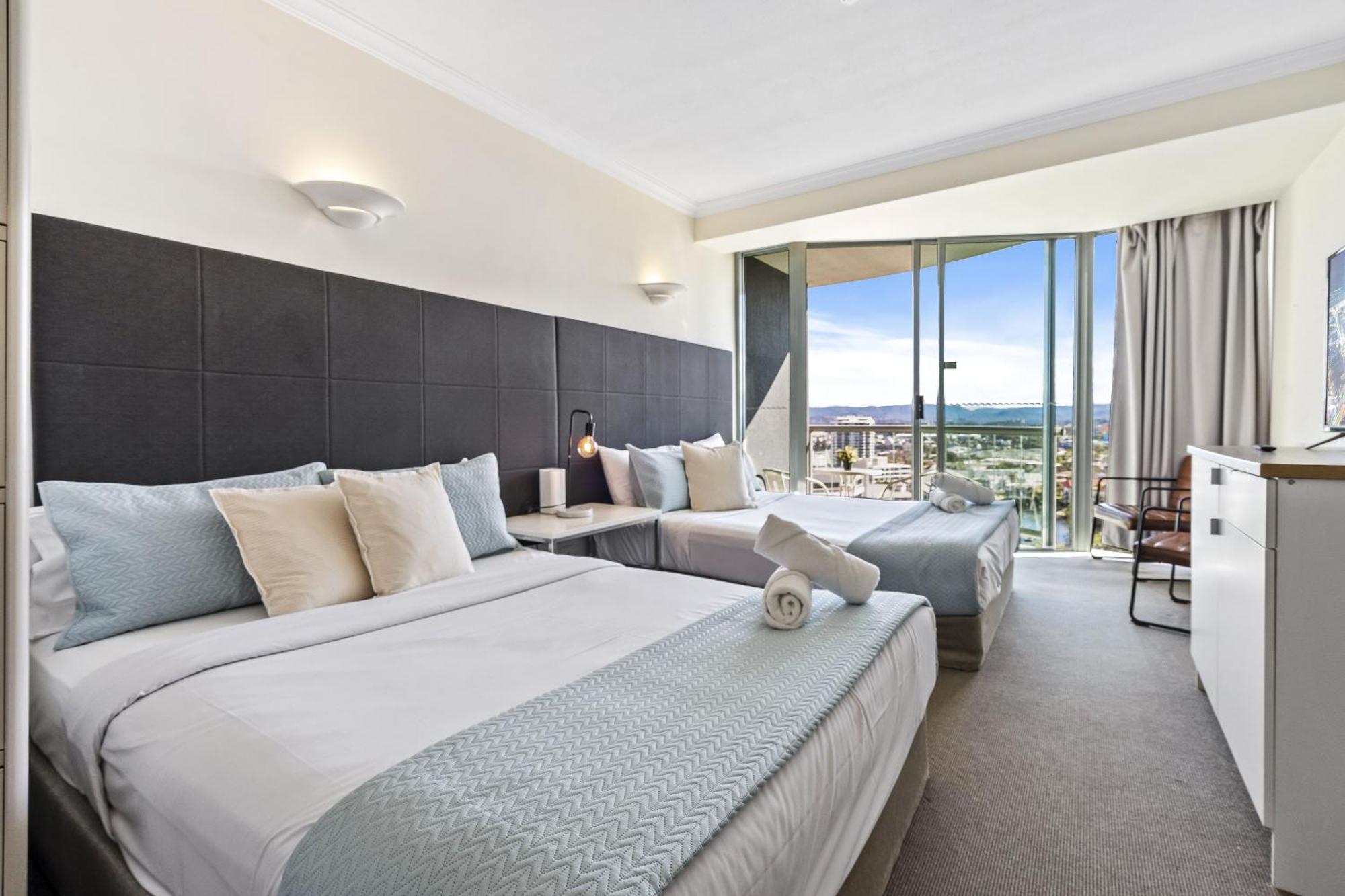 Legends Apartments - Qstay Gold Coast Eksteriør billede