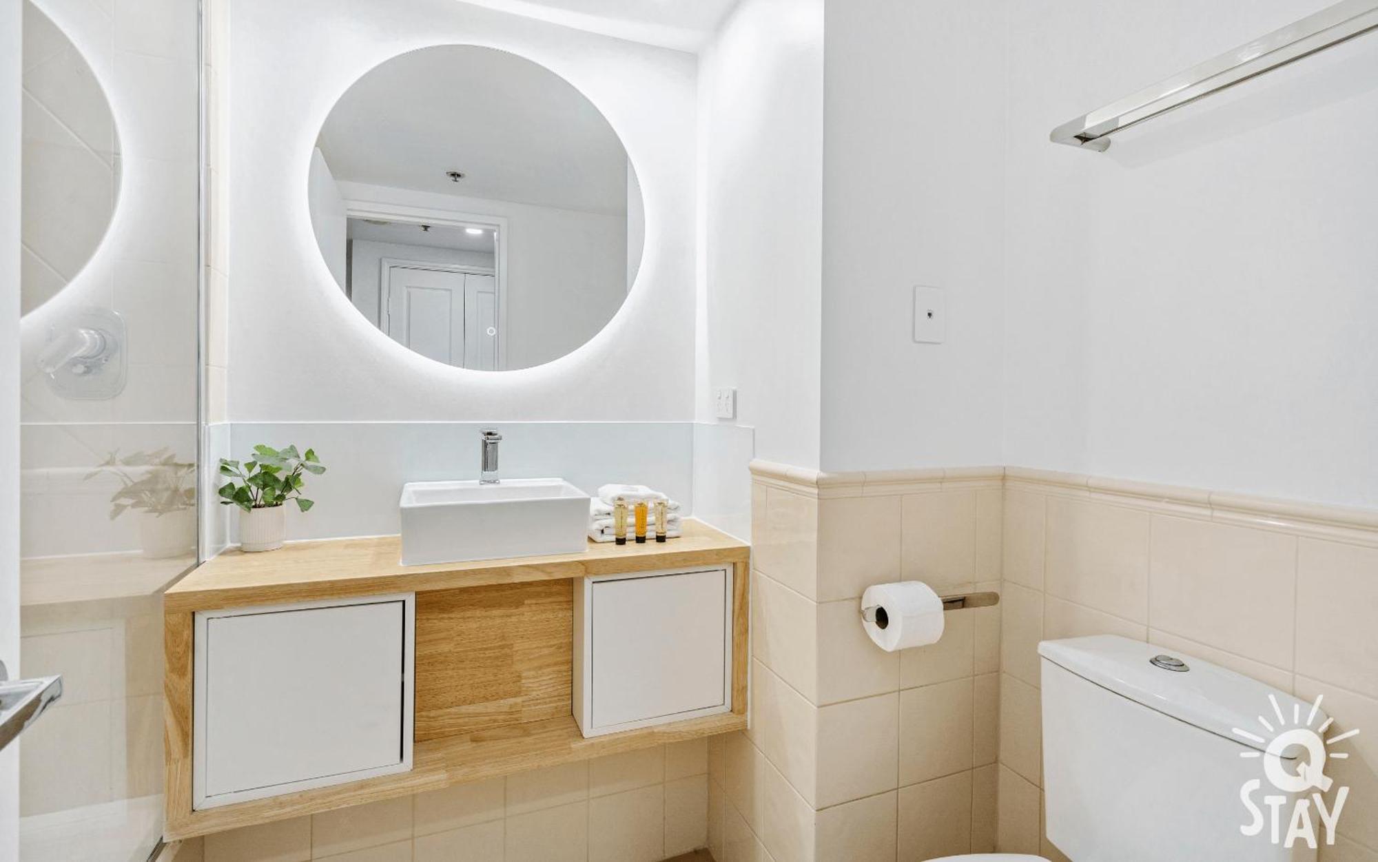 Legends Apartments - Qstay Gold Coast Eksteriør billede