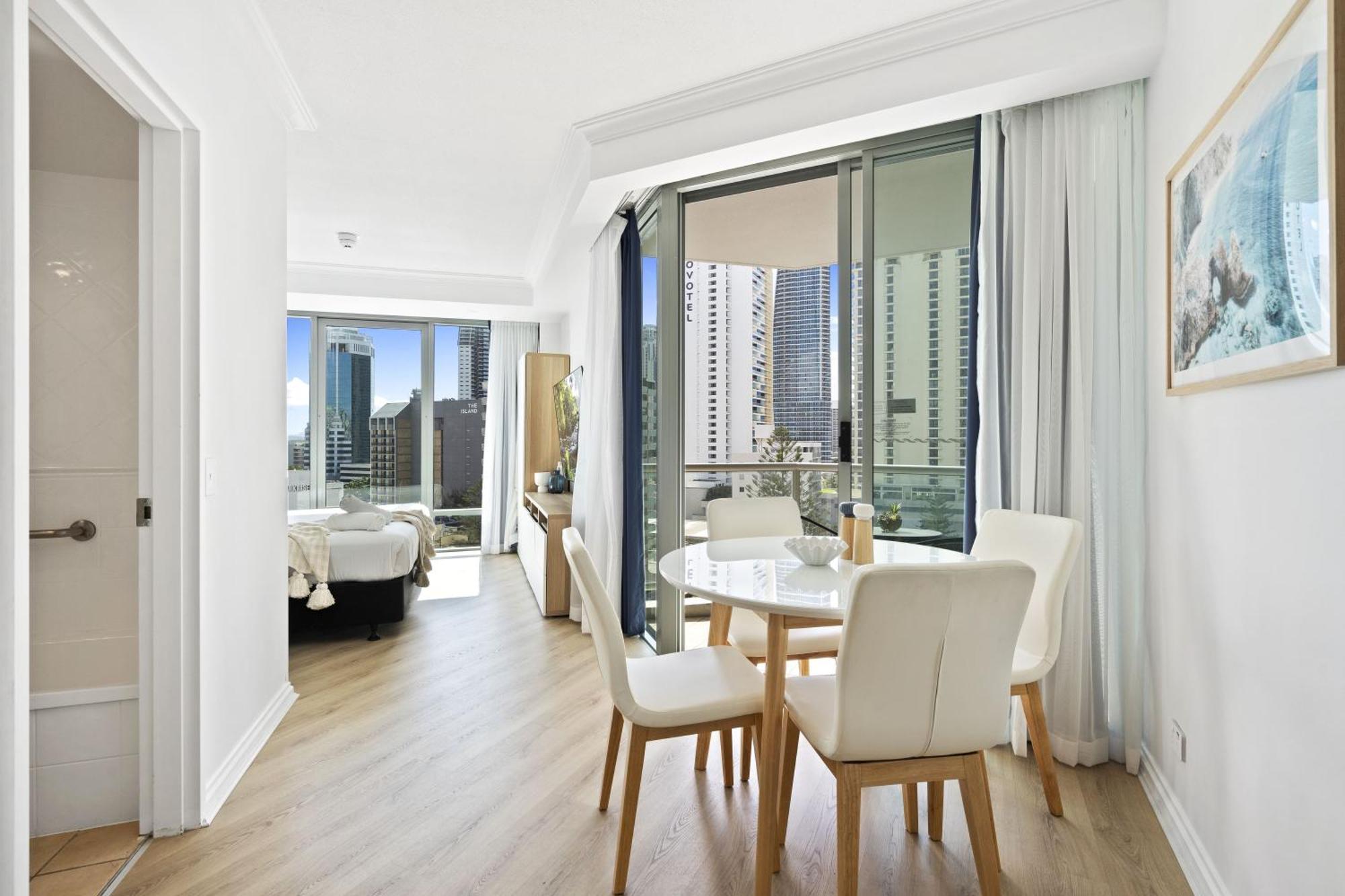 Legends Apartments - Qstay Gold Coast Eksteriør billede